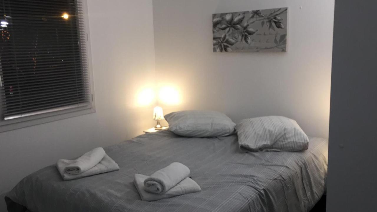 Appartement De Charme Avec Terrasse, Pres De Paris 芒特拉若利 外观 照片
