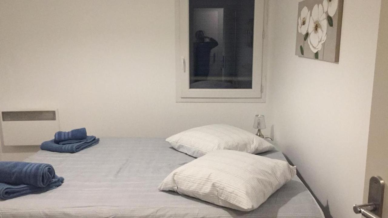 Appartement De Charme Avec Terrasse, Pres De Paris 芒特拉若利 外观 照片
